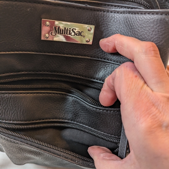 Multisac Black Crossbody Bag - Picture 4 of 10